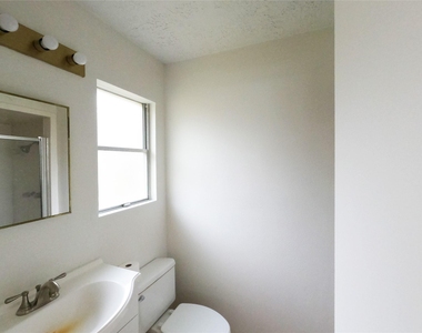 5231 Beechnut Street - Photo Thumbnail 7
