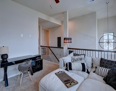 2543 Manor Valley Court - Photo Thumbnail 15
