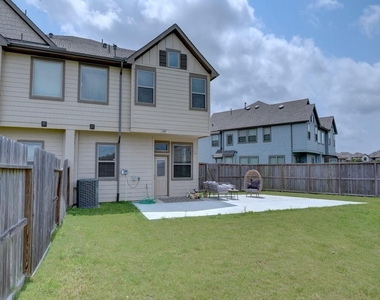 2543 Manor Valley Court - Photo Thumbnail 25