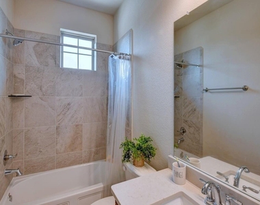 2543 Manor Valley Court - Photo Thumbnail 21