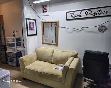 410 Rosamond Street - Photo Thumbnail 13
