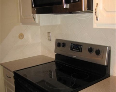 7950 Stadium Drive - Photo Thumbnail 16