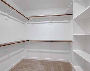 1547 Revolution Way - Photo Thumbnail 32