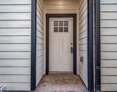 1547 Revolution Way - Photo Thumbnail 3