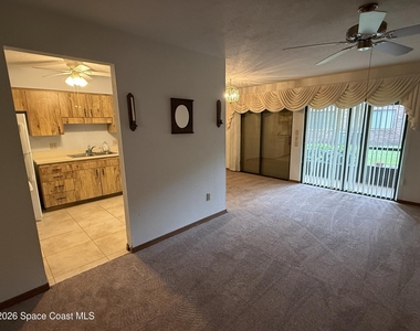 9032 Manchester Lane - Photo Thumbnail 5