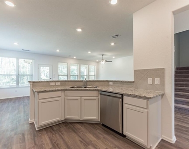 6016 Heritage Creek Lane - Photo Thumbnail 7