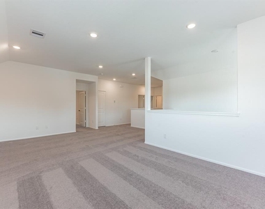 6016 Heritage Creek Lane - Photo Thumbnail 20