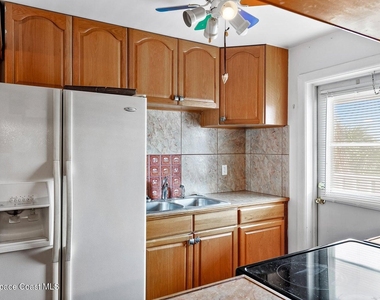 401 Monroe Avenue - Photo Thumbnail 17