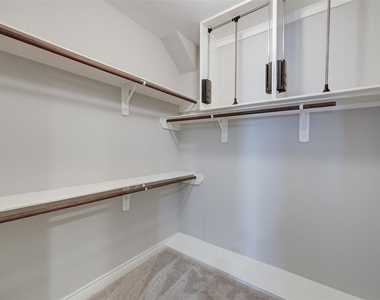 3245 Maxroy Street - Photo Thumbnail 19