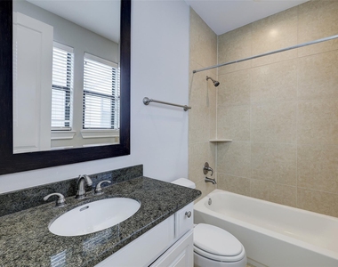 3245 Maxroy Street - Photo Thumbnail 22