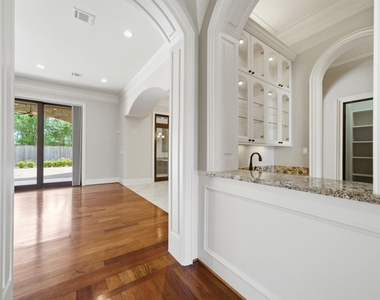 5339 Tilbury Drive - Photo Thumbnail 10