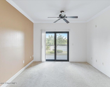 6411 Borasco Drive - Photo Thumbnail 4