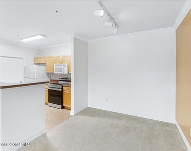 6411 Borasco Drive - Photo Thumbnail 23