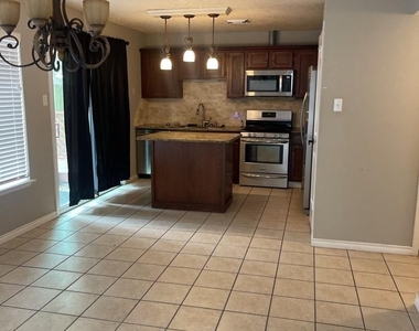 2402 Chestnut Mills Road - Photo Thumbnail 3