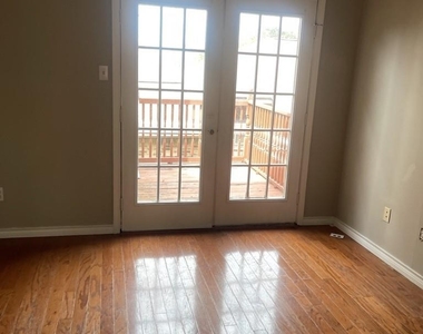2402 Chestnut Mills Road - Photo Thumbnail 4