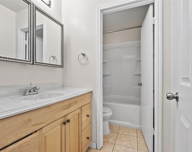 328 S 2nd Street - Photo Thumbnail 4