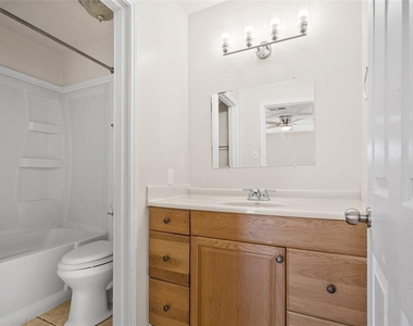 328 S 2nd Street - Photo Thumbnail 16