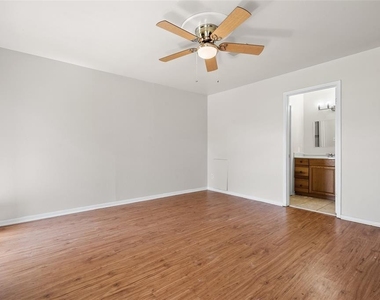 328 S 2nd Street - Photo Thumbnail 7