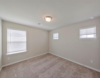 6634 Bridge Mountain Trail - Photo Thumbnail 13