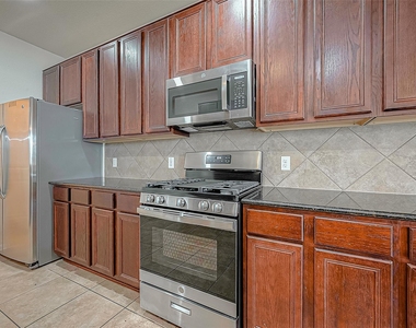 3235 Quarry Place Lane - Photo Thumbnail 22