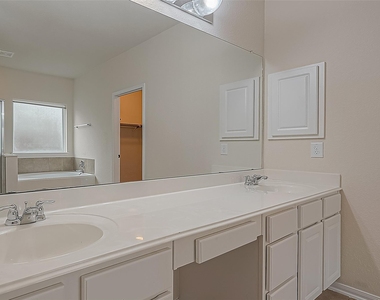 3235 Quarry Place Lane - Photo Thumbnail 45