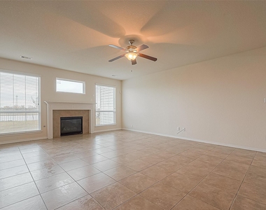 3235 Quarry Place Lane - Photo Thumbnail 15