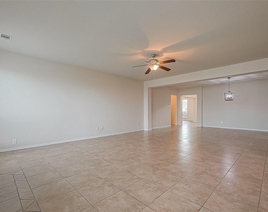3235 Quarry Place Lane - Photo Thumbnail 16