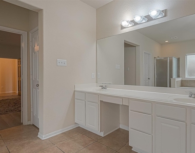 3235 Quarry Place Lane - Photo Thumbnail 49