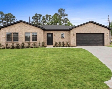 2606 Piemonte Avenue Cir - Photo Thumbnail 2