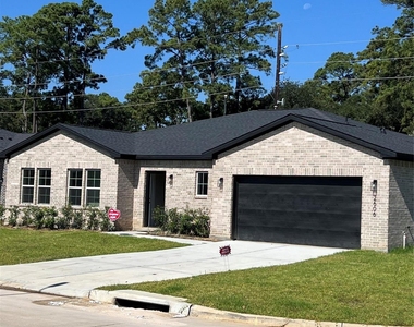2606 Piemonte Avenue Cir - Photo Thumbnail 3