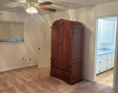 8450 Bigwood Street - Photo Thumbnail 5
