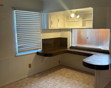 8450 Bigwood Street - Photo Thumbnail 4