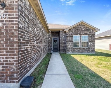 397 Road 5102 - Photo Thumbnail 1