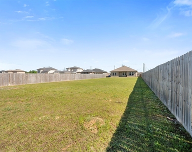 397 Road 5102 - Photo Thumbnail 23