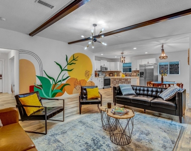 5918 Lattimer Drive - Photo Thumbnail 2