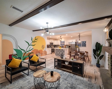 5918 Lattimer Drive - Photo Thumbnail 24