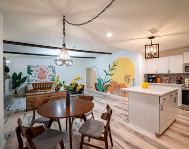 5918 Lattimer Drive - Photo Thumbnail 26