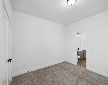 12946 Rio Mariano Lane - Photo Thumbnail 19