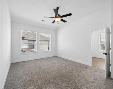 12946 Rio Mariano Lane - Photo Thumbnail 11
