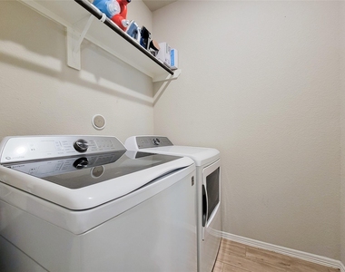 24802 Winema Woods Lane - Photo Thumbnail 21