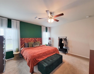 24802 Winema Woods Lane - Photo Thumbnail 16