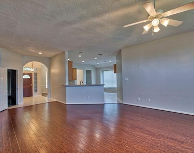 6715 Village Bridge Drive - Photo Thumbnail 6