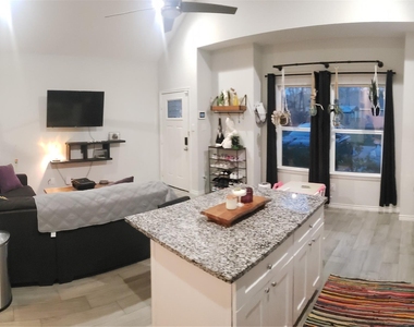 11891 Nelwood Street - Photo Thumbnail 16