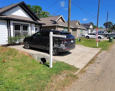 11891 Nelwood Street - Photo Thumbnail 17