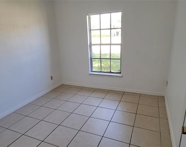 495 Fort Smith Boulevard - Photo Thumbnail 14