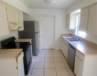 495 Fort Smith Boulevard - Photo Thumbnail 4