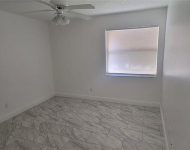100 Sweetgum Woods Court - Photo Thumbnail 15