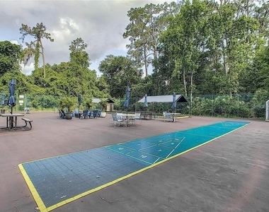100 Sweetgum Woods Court - Photo Thumbnail 8
