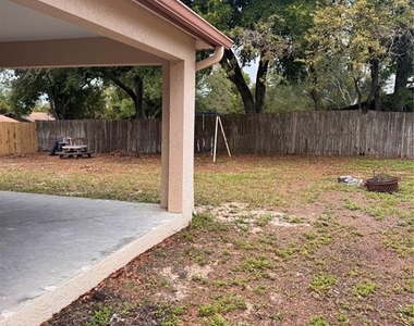 1133 E Rohe Street - Photo Thumbnail 13