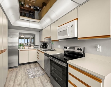 9415 Blind Pass Road - Photo Thumbnail 19